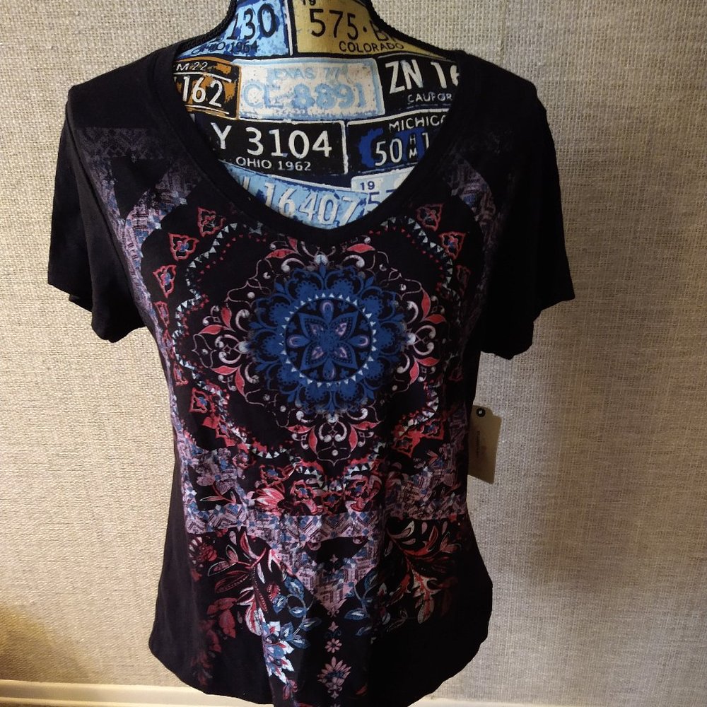 BNWT - ST JOHN'S BAY ACTIVE - BLUE PATTERN SHIRT - SIZE PM